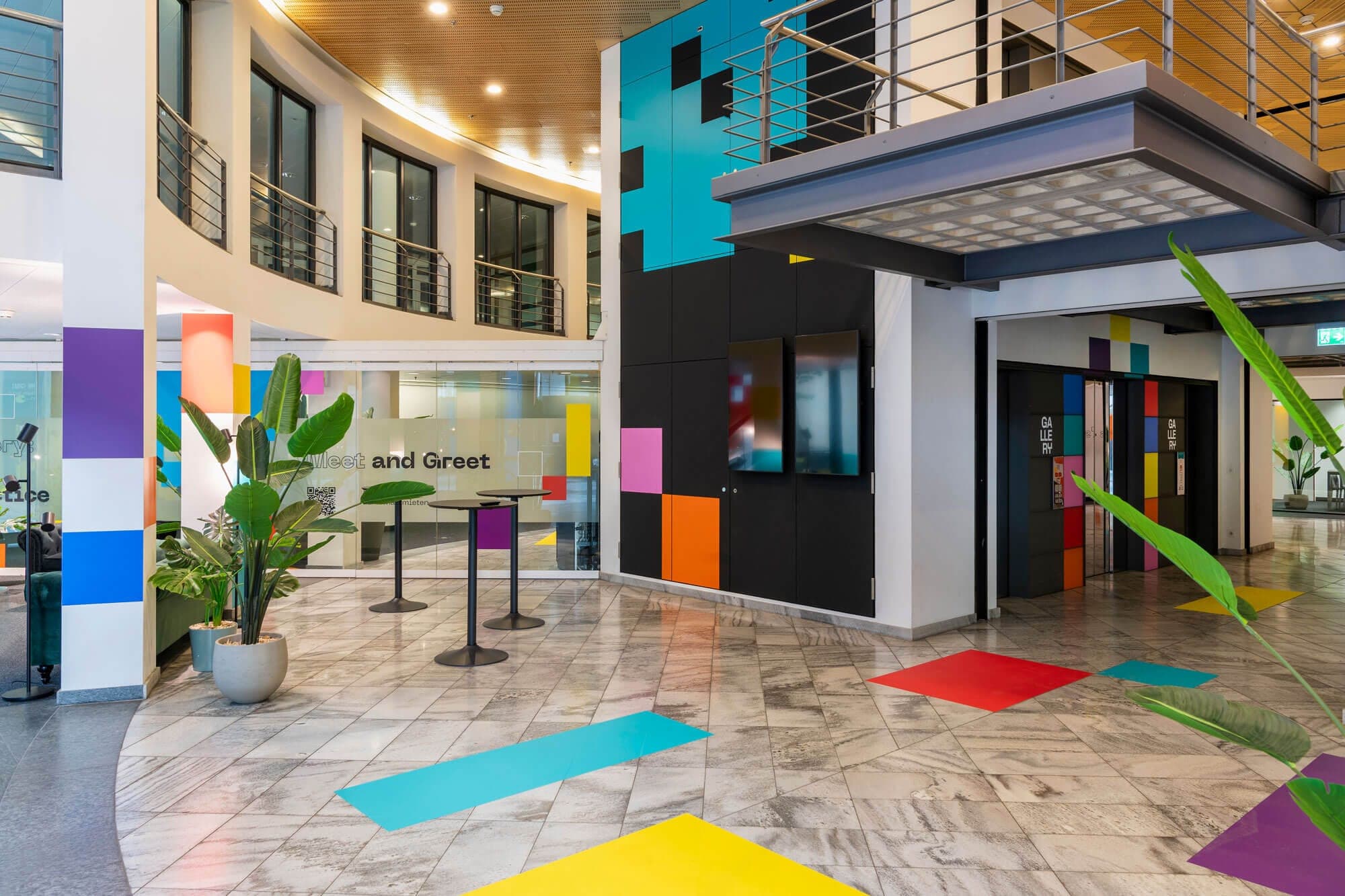 700 m² Office Dream – The Gallery Showroom